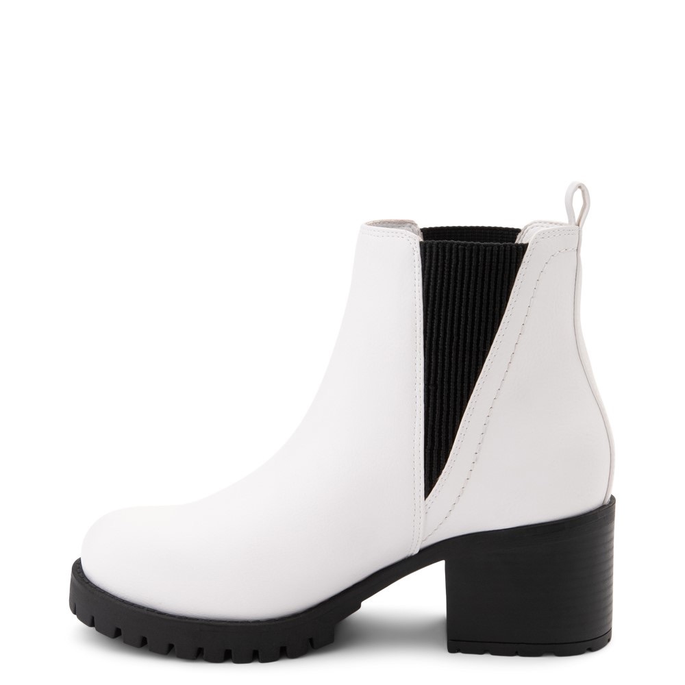 MIA Boots